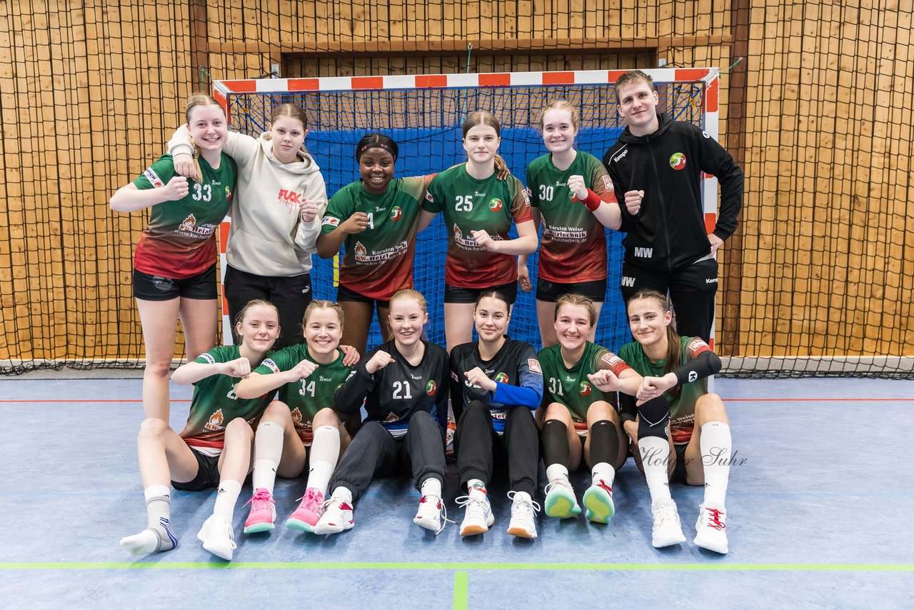 Bild 329 - wAJ SG Kremperheide/Muensterdorf - TuRa Meldorf : Ergebnis: 35:31